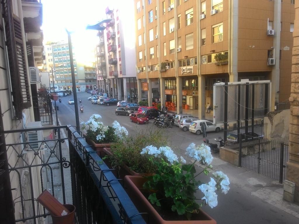Casa Politeama Palermo Apartment Exterior photo